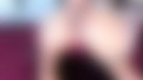 Come and commits this big ass  🍑💦🔥 by parismorelli