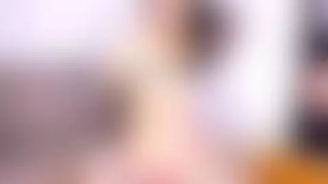 my body is hot 🔥🥵 by parismorelli