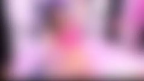 My hot body you want you to touch everything 🔥 by parismorelli