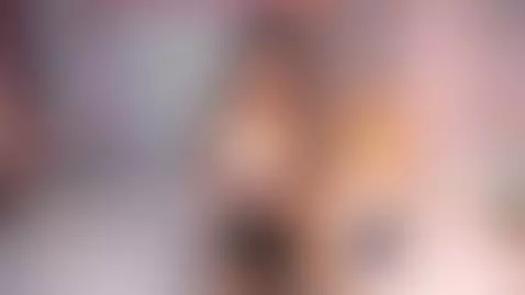 my pussy is very hot come and fuck it 🍆 by parismorelli