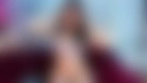 I am a hot girl who wants to have fun with you 🍆 by parismorelli