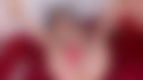 I succeed me to pass my fingers through my wet and horny pus... by parismorelli