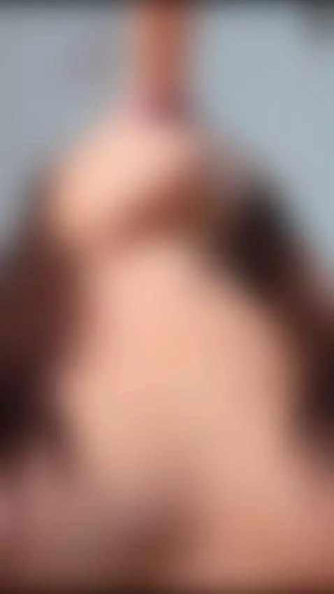 POV of my throat being penetrated💦😋 by victoriaamillers1