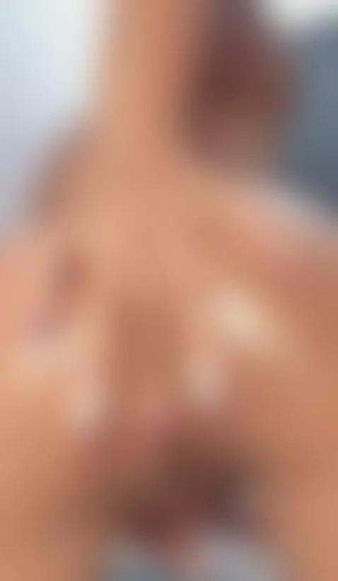 Hot ass and pussy masturbation😈 by victoriaamillers1