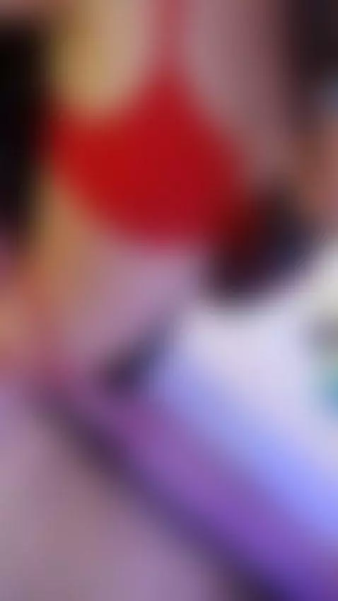 Do you think that i look cute dressed like this? by zoe-jones13