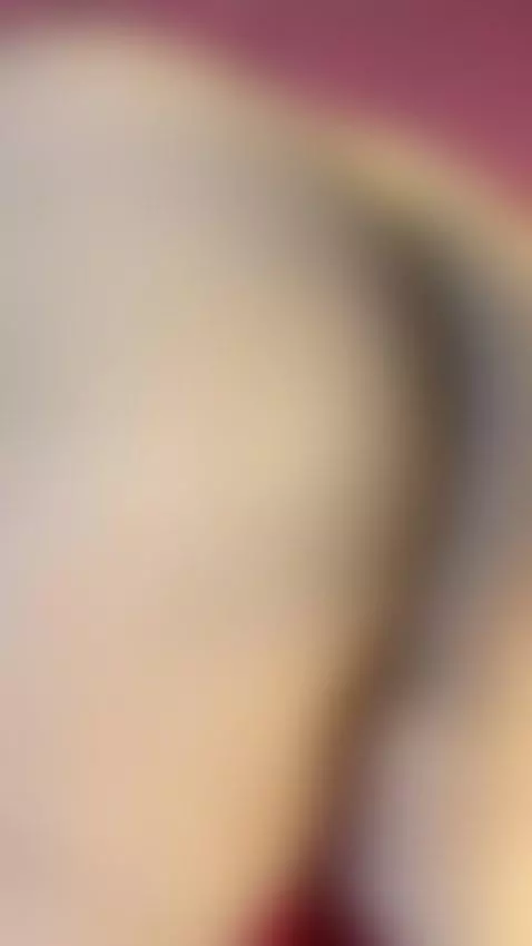 I love the spankings until I leave the red buttocks 🍑🔥 by tiffanysuarezmh