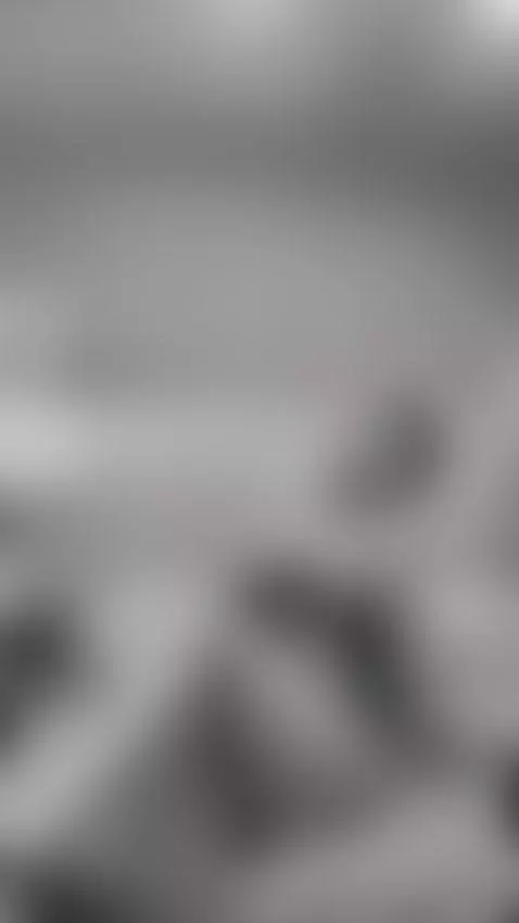 Do you like my beautiful legs? If you want I'll open them a ... by tiffanysuarezmh