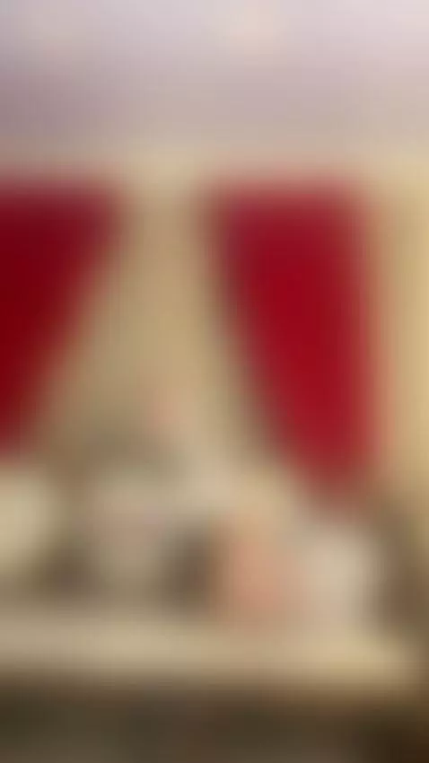 Look how flexible I am, wouldn't you like me to show you a l... by tiffanysuarezmh