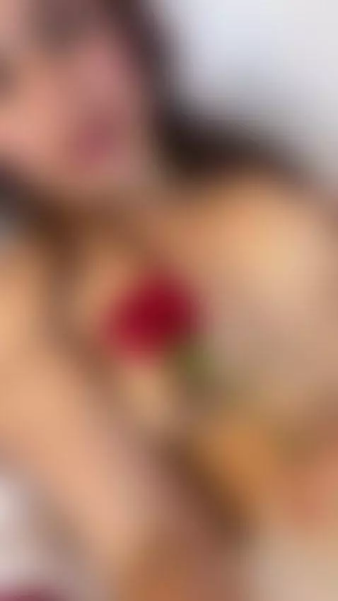 Imagining that this rose is your delicious cock that caresse... by tiffanysuarezmh