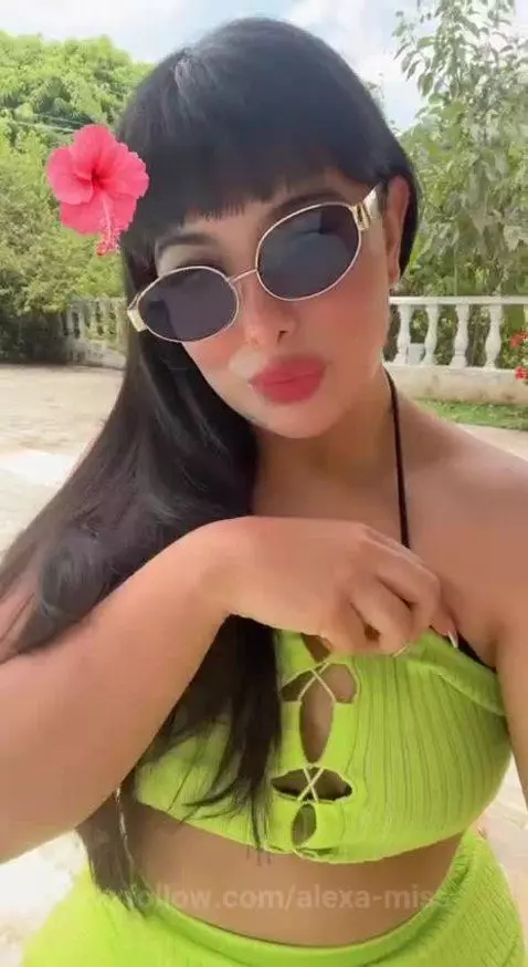 Your goddess in the pool🌊🍒 by alexa-miss