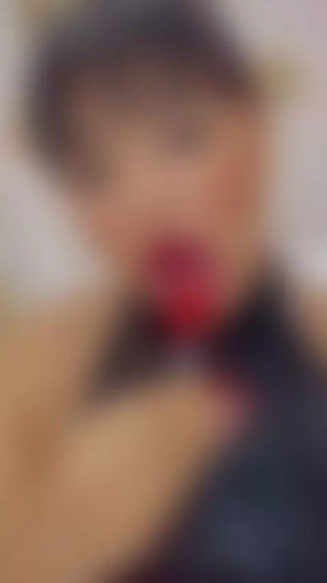 💋 Slow, sweet… and very provocative 🍓 by alexa-miss