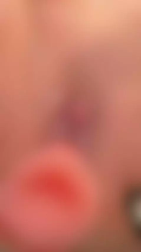 The perfect view to lose control 👀 by alexa-miss