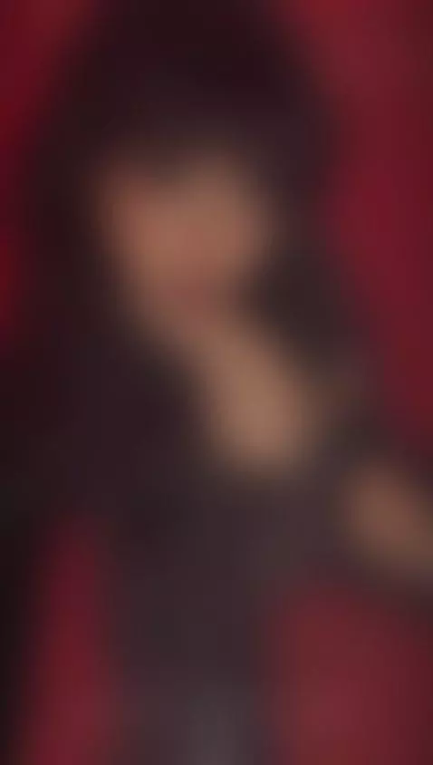 Will you give up before the first bite?🧛‍♀️🦇 by alexa-miss