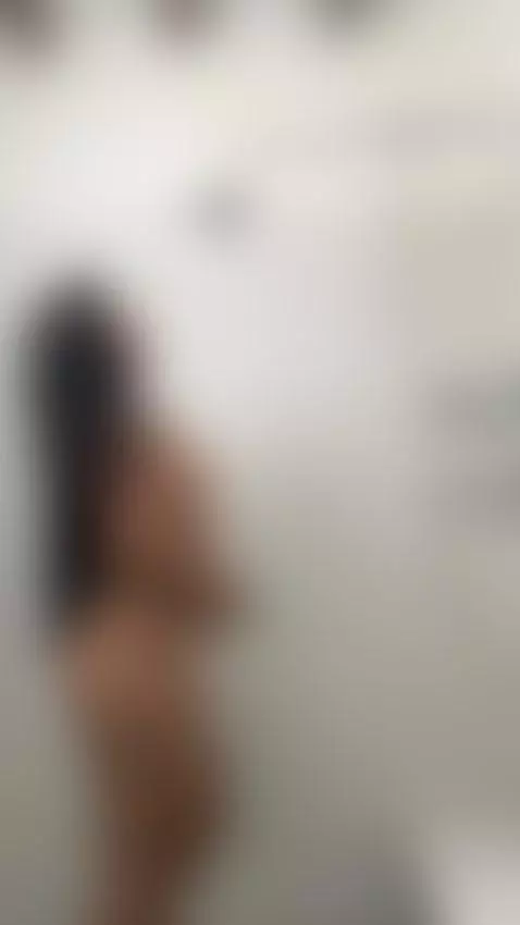 Would you bathe with me?💦 by alexa-miss