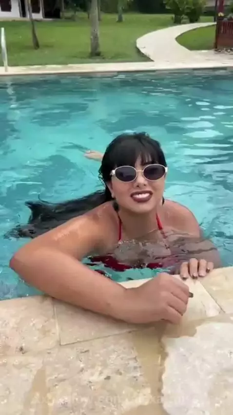 love to swim and imagine dirty things here by alexa-miss