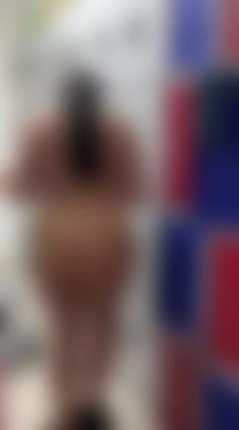 From locker to desire: before training, you look at me by alexa-miss