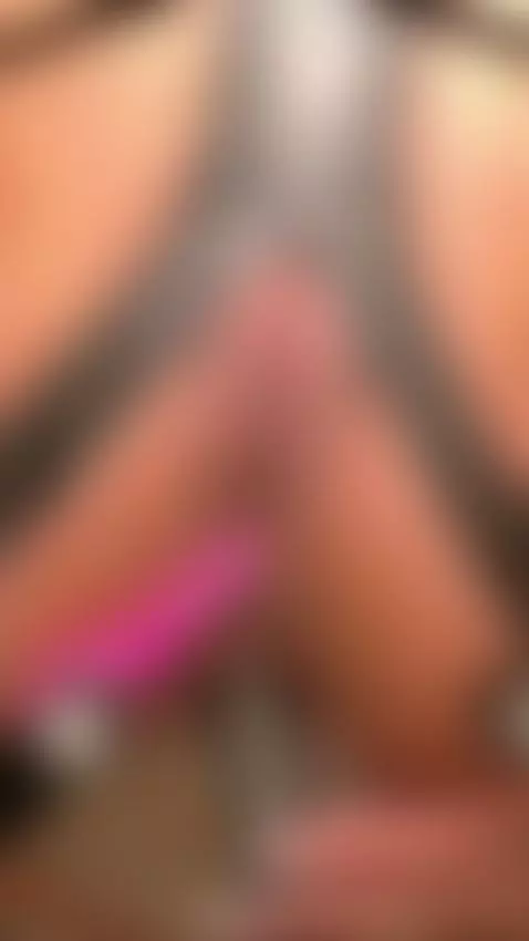 Beneath me, only pleasure and fantasy🍑 by alexa-miss