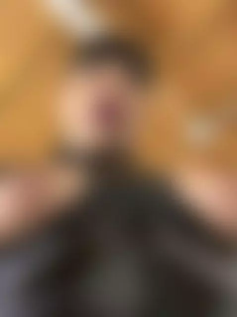 Between latex, tits out and saliva, the control is mine💦 by alexa-miss