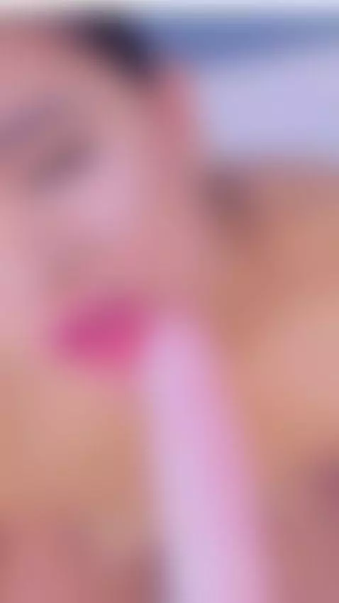 I'm so horny I want your milk on my face by alexa-miss