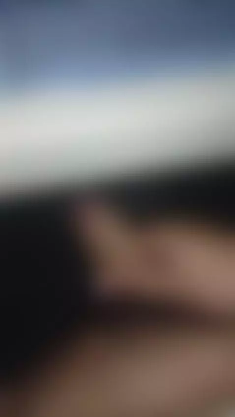 aburrido con ganas 🫠 by emaxxcv