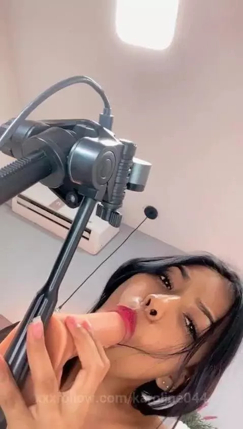 I can't resist tasting your cock 🥵Go enjoy more😈
https://str... by karoline044