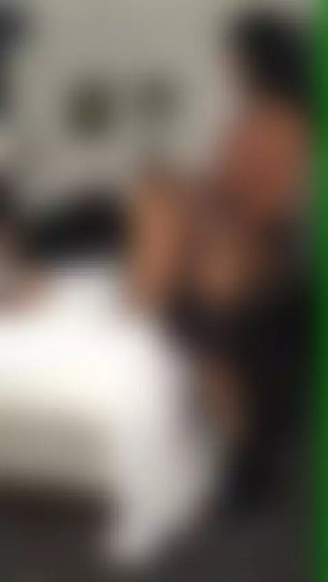 STRAP ON PEGGING 18 YEAR OLD by pornmodel