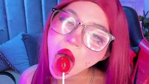 Imagine me like this sucking your cock passionately 🤤🥰 by kiittygang