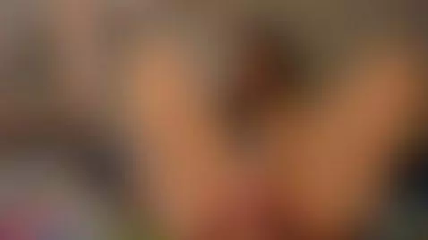 I would love for you to cum on my feet 💦🤤 by lovelyy-moon