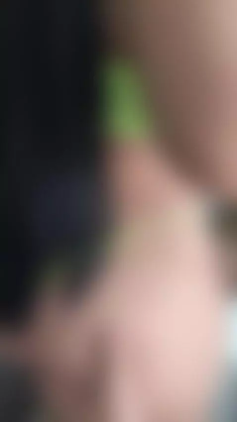 Y si fuera tu mano que me harias? by lalucerooficialvip