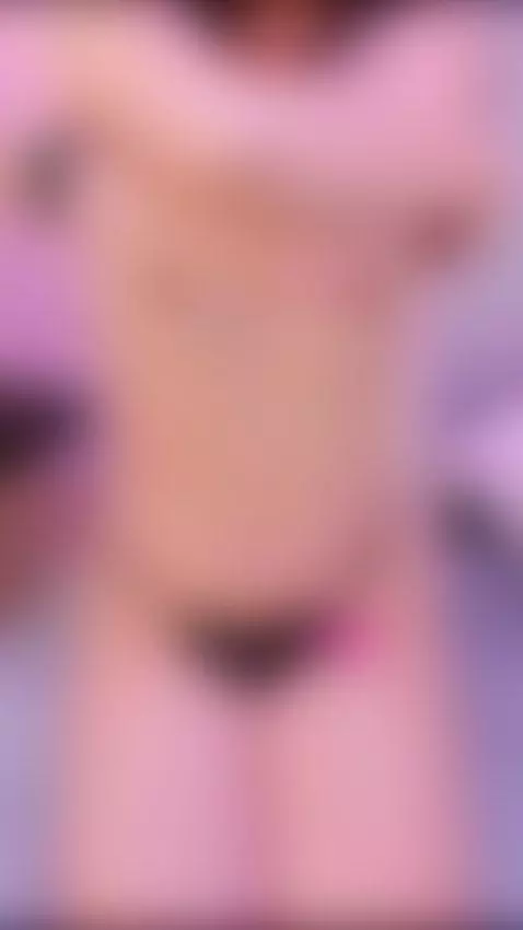 Blonde amateur has fun 😏 by affrodiita