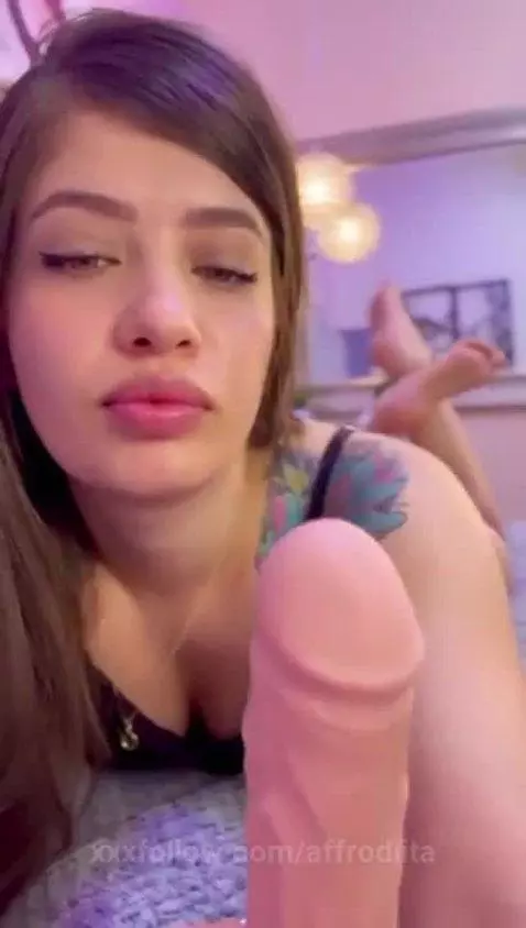 Imagine waking up and finding myself like this? by affrodiita