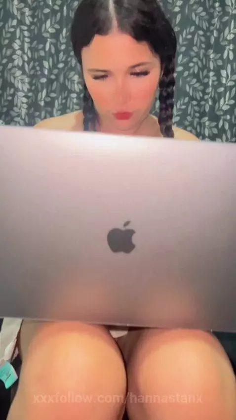 Your favorite secretary 💦 by hannastanx