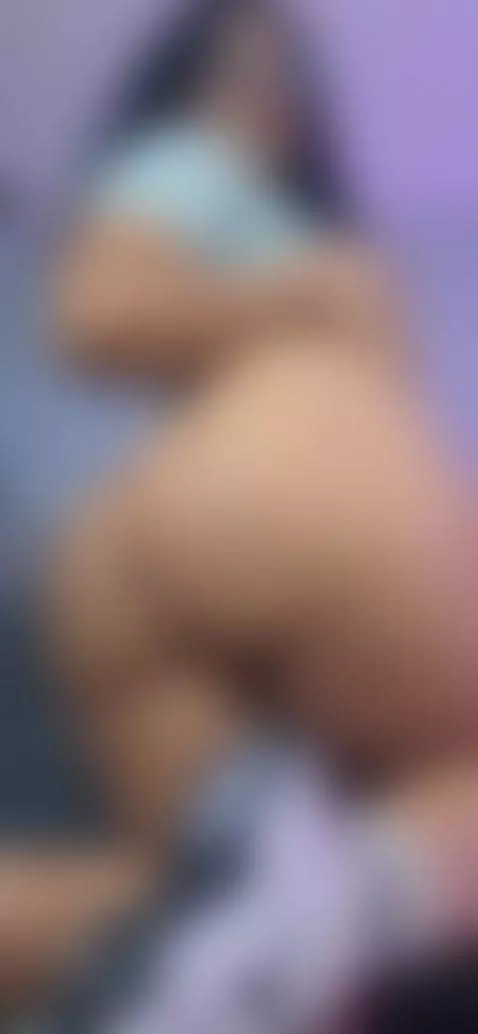 YOU NEED A GIRL LIKE ME IN YOUR HOME 😏 TALK WITH ME AND LETS... by anniewolf