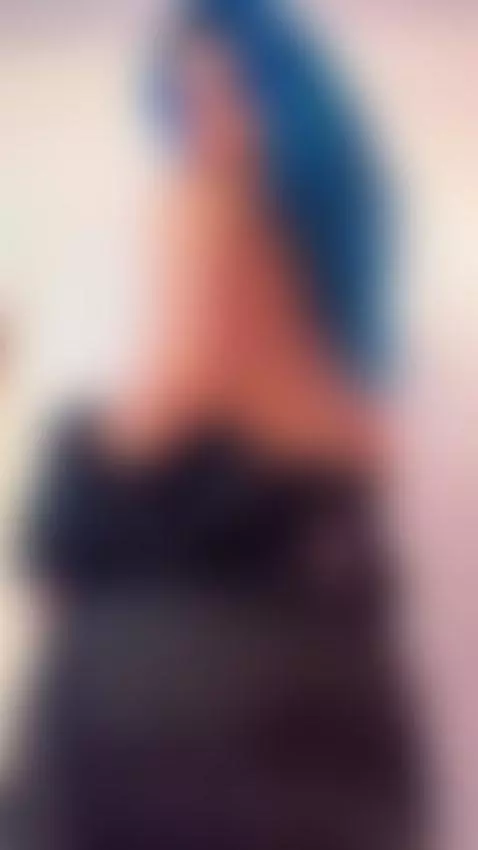 Let's start the weekend together making each other sweat wit... by lunapage