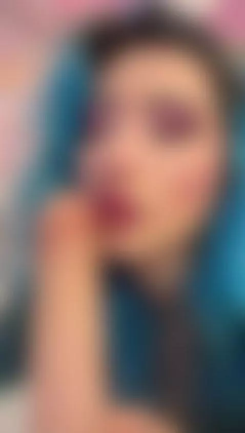 This blue leo girl will give you the best blowjob you can ev... by lunapage