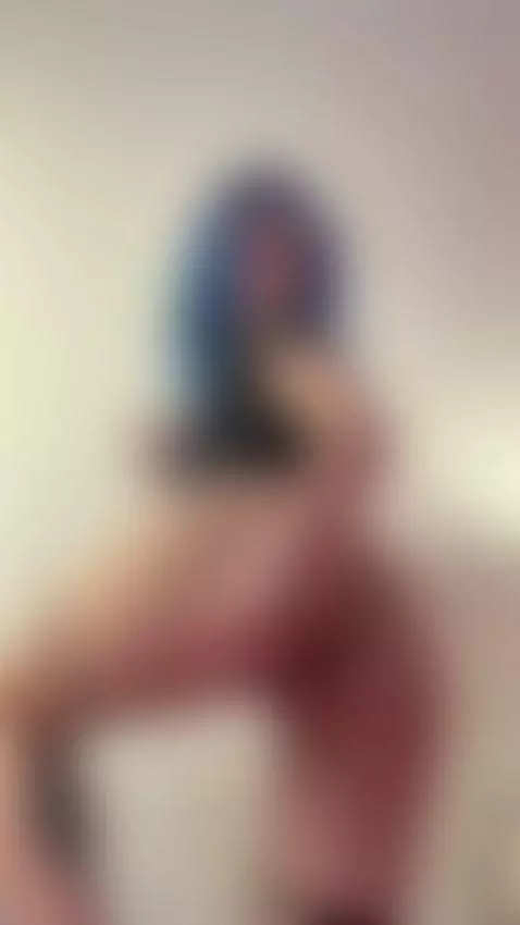 Let's start the week enjoying it together. I'll wait for you... by lunapage