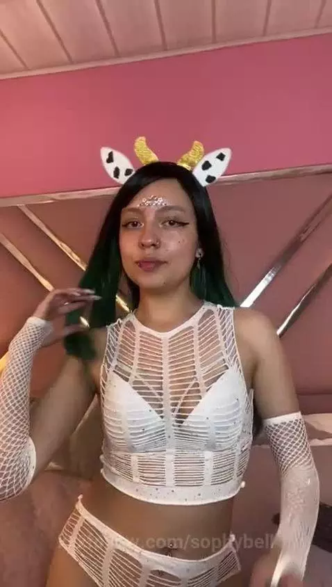 Do you like this beautiful cow, I am very flirtatious and I ... by sophybell