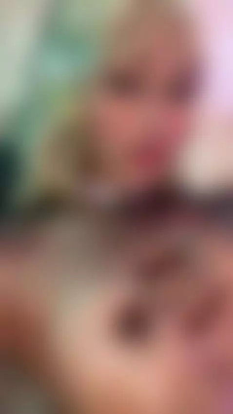 I give you my heart  💙🙈✨ Link in Bio ! by elissecinnamon