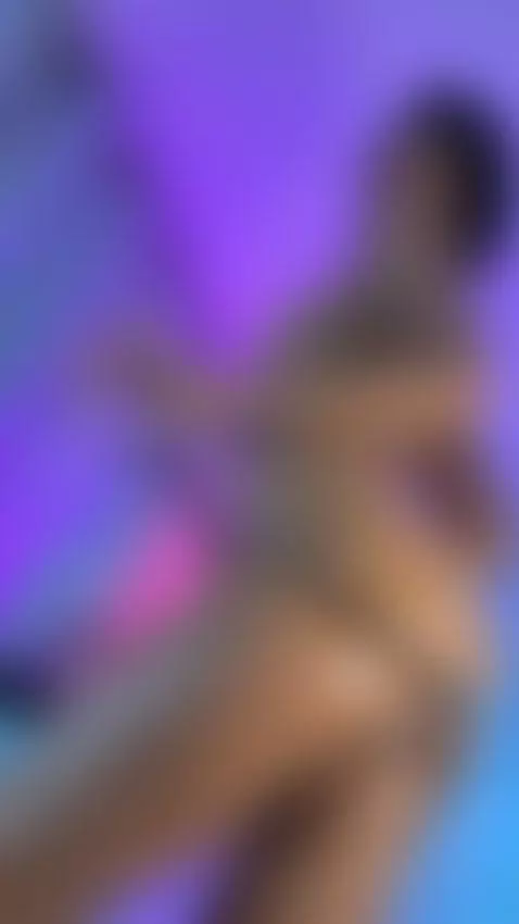 Big ass for you bebe ! 🫦💕 by elissecinnamon