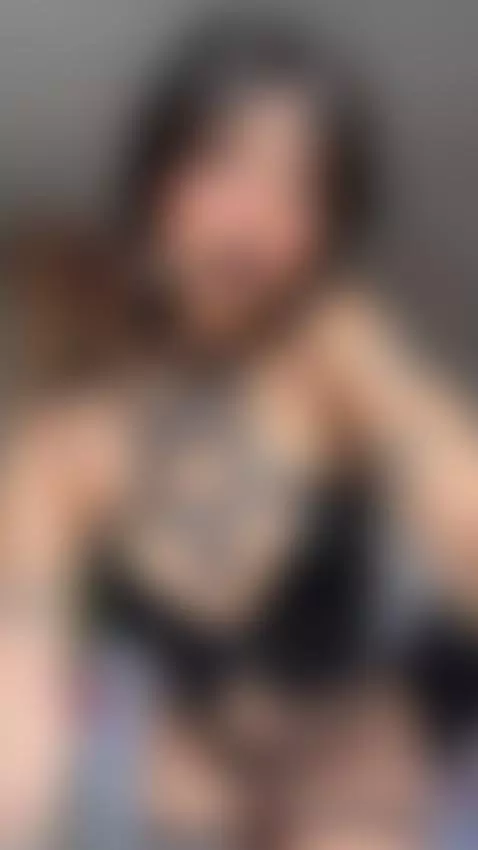 your favorite goth fantasy ✨🫧👄 by elissecinnamon