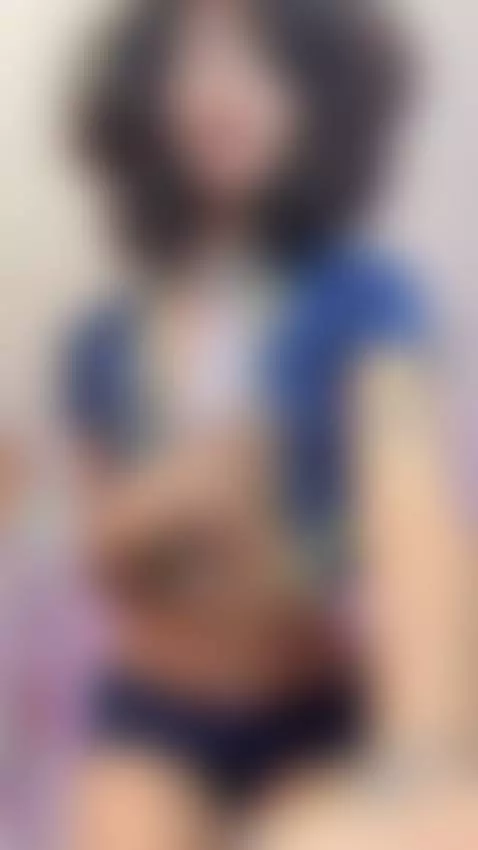 I’m the answer to your late night questions 🌙💫 by elissecinnamon