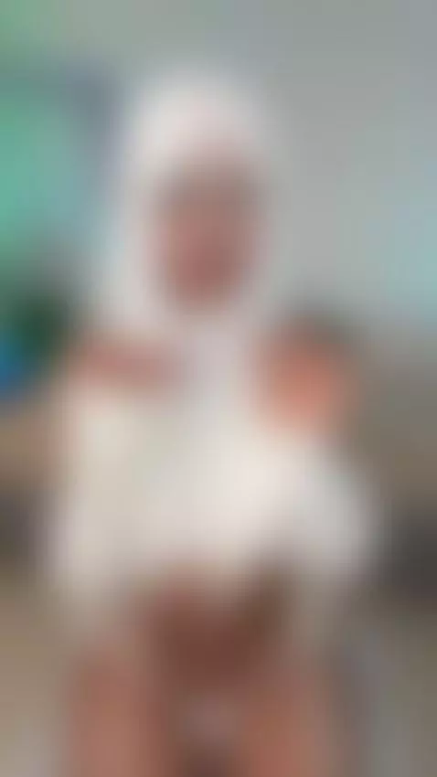 😘😘😘 by elissecinnamon