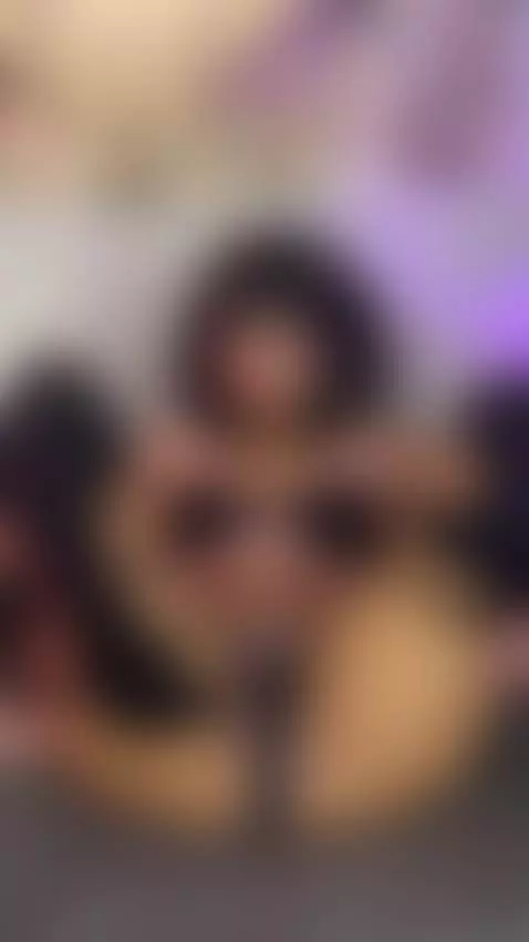 do you like this position? 🥵 by elissecinnamon