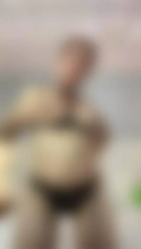 A beauty with big breasts can't stop cumming by alannasanders