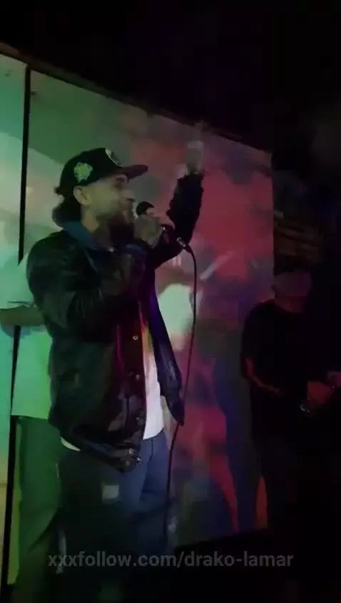 Verse Vibes 🎧💥 by drako-lamar