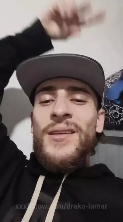 Scream Chicken Show 😜🐥 by drako-lamar