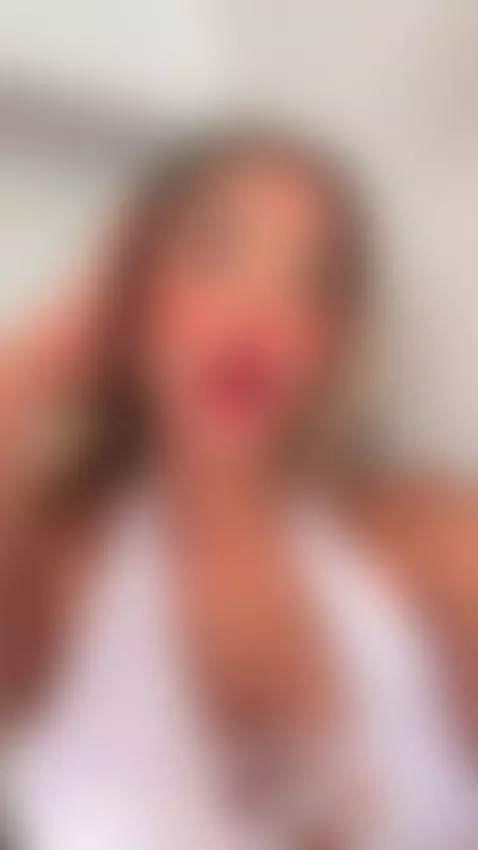 buenos dias my love 

good morning my love by scarlettandclark