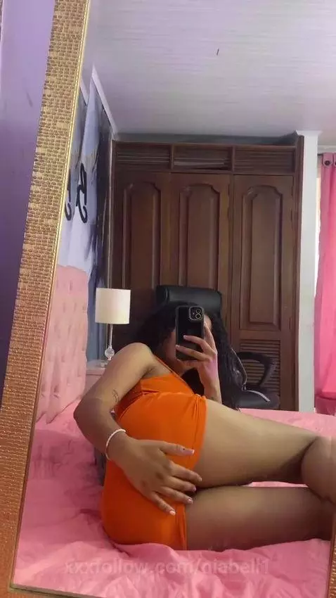 Hot girl  🔥🔥 by niabell1