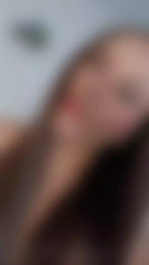 quieres ver mas? by cameronmouss