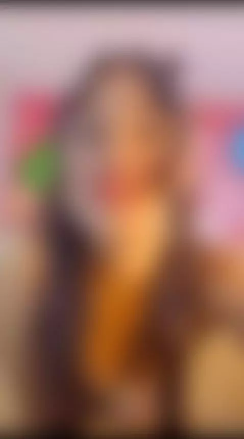 kiss me by zaafiiroo